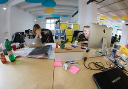 IT Camp 2016 - ukazuje fotografie v koreňovom adresári tohto albumu IT Camp 2016