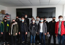 Školenie VR - ukazuje fotografie v koreňovom adresári tohto albumu Školenie VR