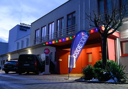 54958368337 773574763d c