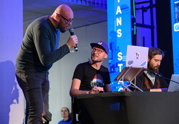 54958367627 0034dd5fa2 c