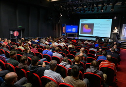 54958364272 4faf6b61dd c